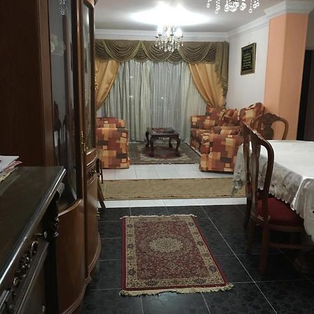 Two-Bedroom Apartment At Al Rehab 카이로 외부 사진